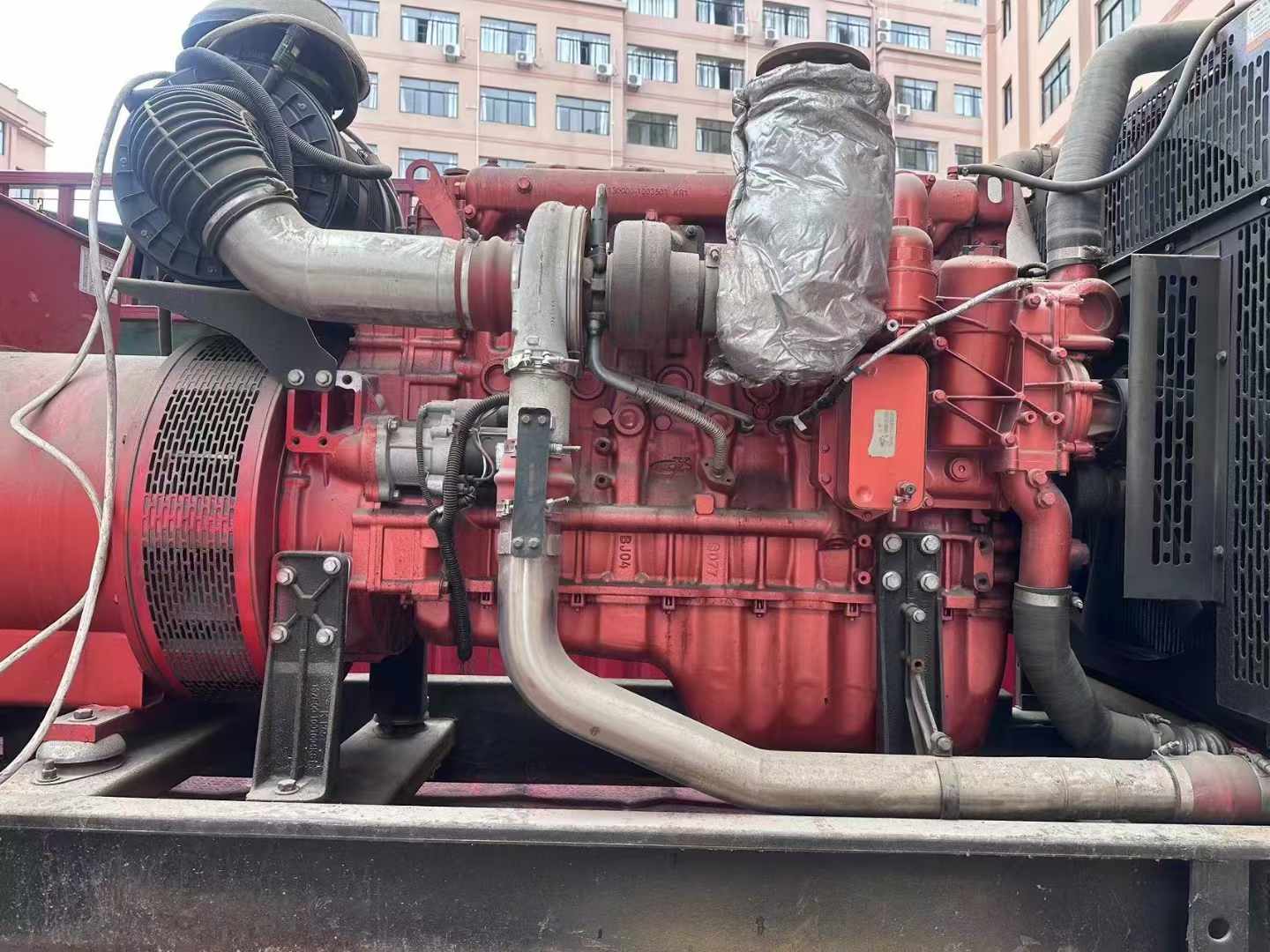 白茅湖农场如何选择适合 600kW 柴油发电机组的过载保护器？